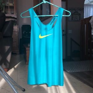 Women’s Nike pro tank top